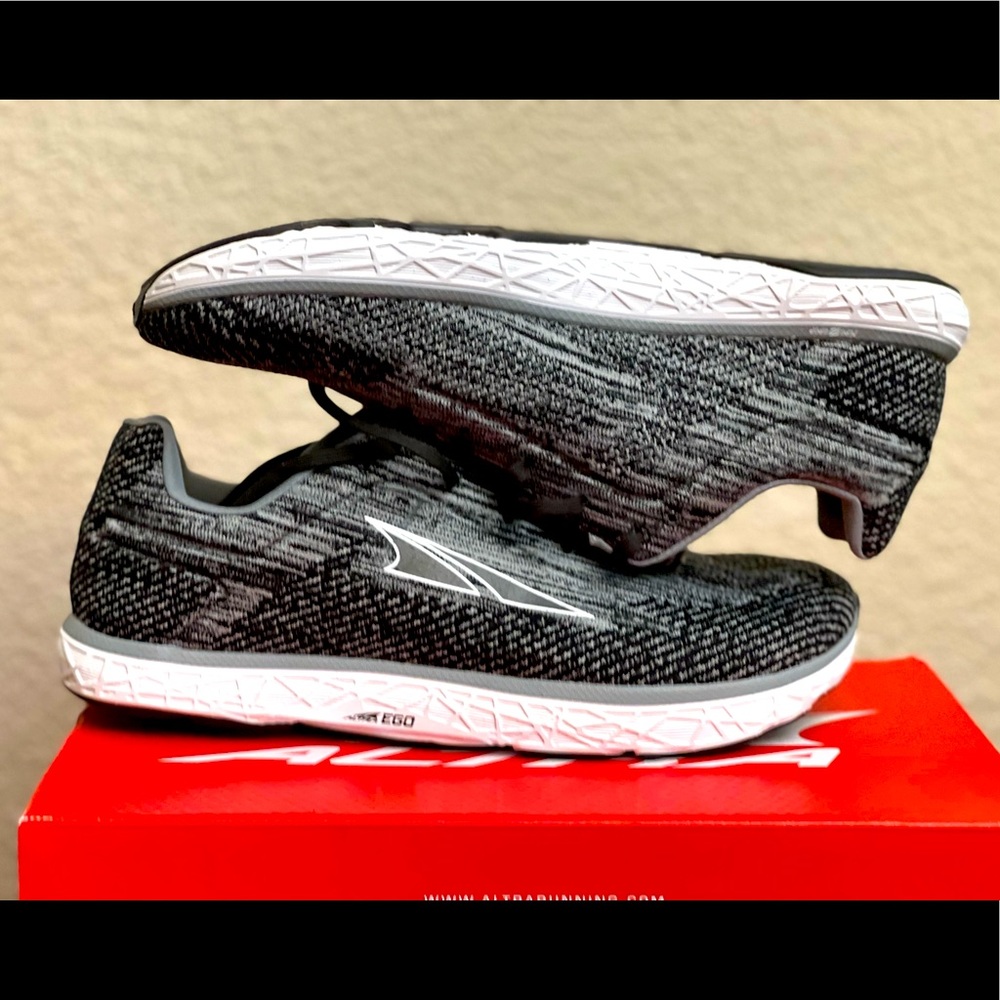 Altra Escalante 2, Men’s running shoes, size 11, NIB!!